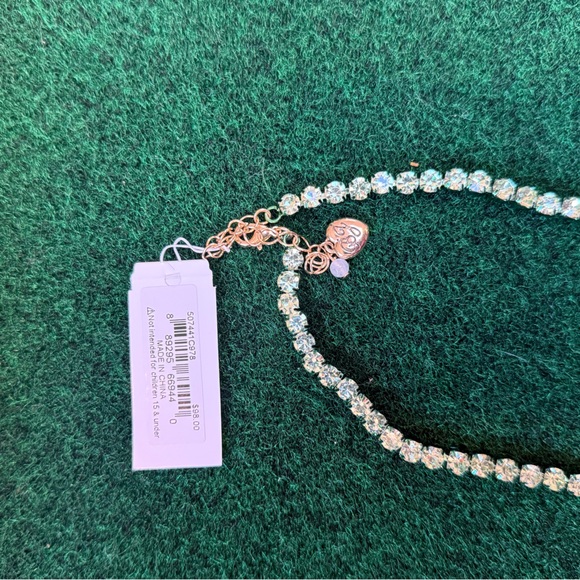 NWT Betsey Johnson Crystal Christmas Lights Necklace - Picture 4 of 6